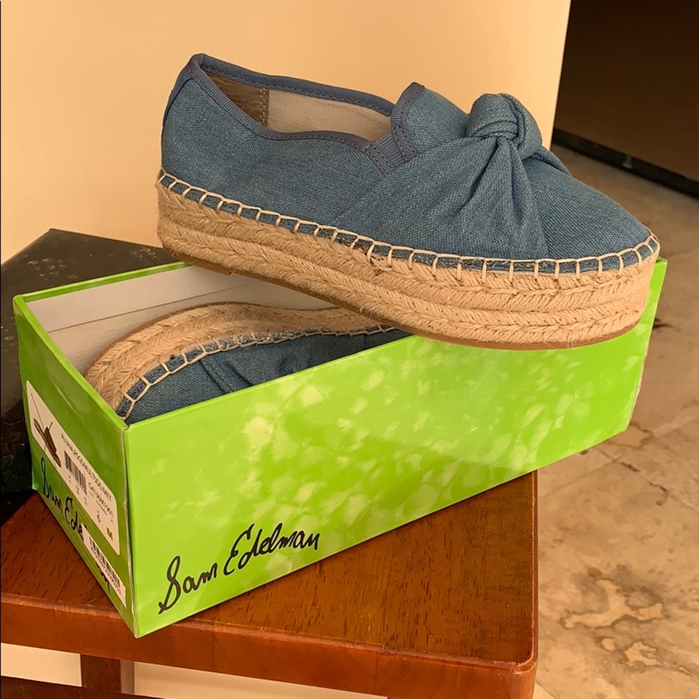 Sam Edelman Size 6 Slip in Extra Comfy shoe